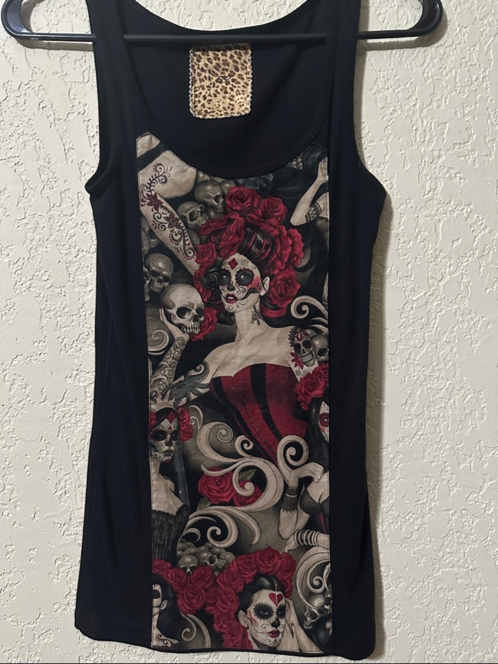 62 Black Tank Top with Red Sugar Skull Graphic S